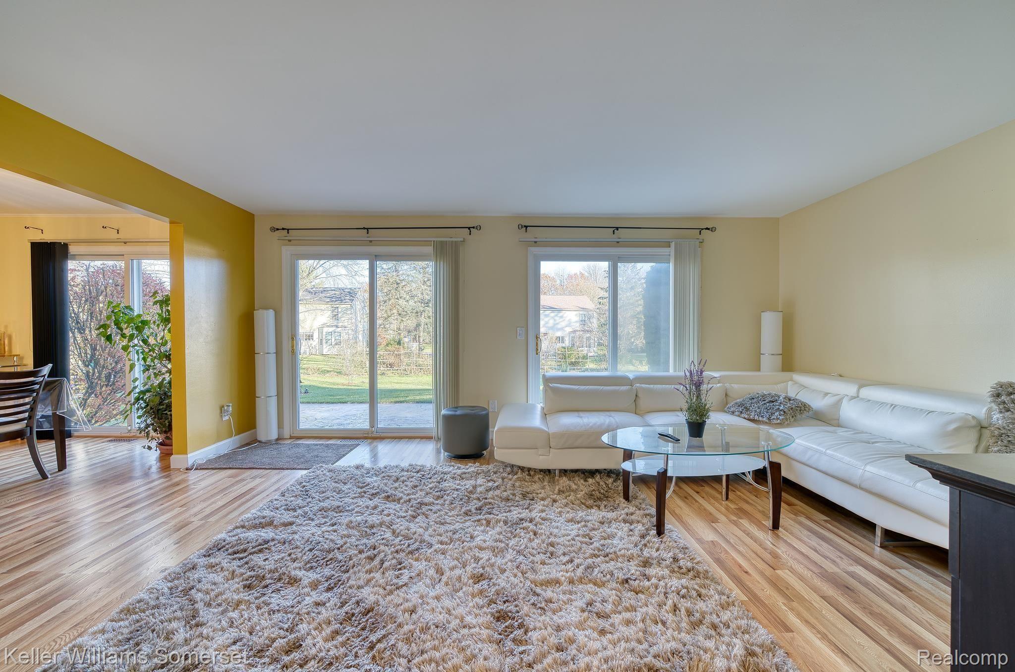 36117 Fredericksburg Road Farmington, MI 48331 - Photo 24 of 45 DSC00845_20.jpg