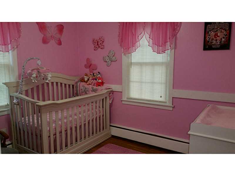 40 Bridgton Road Cranston, RI 02910 - Photo 10 of 13 Bedroom.
