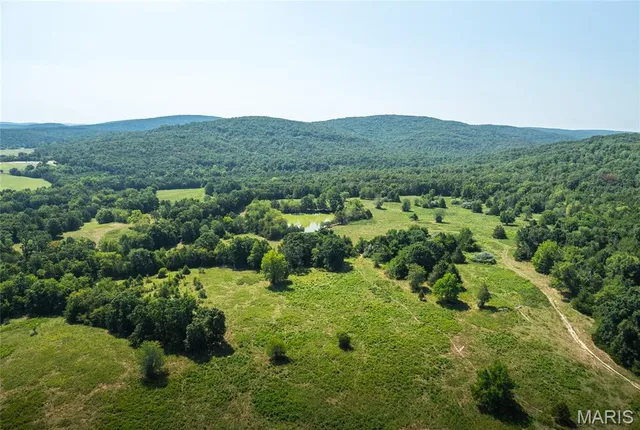 $2,944,000 | 9556 Madison 535, Fredericktown, MO 63645