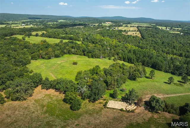 $2,944,000 | 9556 Madison 535, Fredericktown, MO 63645