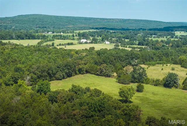 $2,944,000 | 9556 Madison 535, Fredericktown, MO 63645