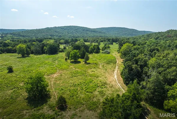 $2,944,000 | 9556 Madison 535, Fredericktown, MO 63645