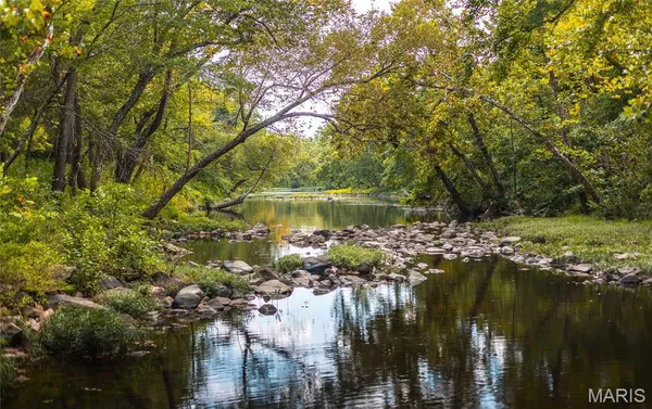 $2,944,000 | 9556 Madison 535, Fredericktown, MO 63645