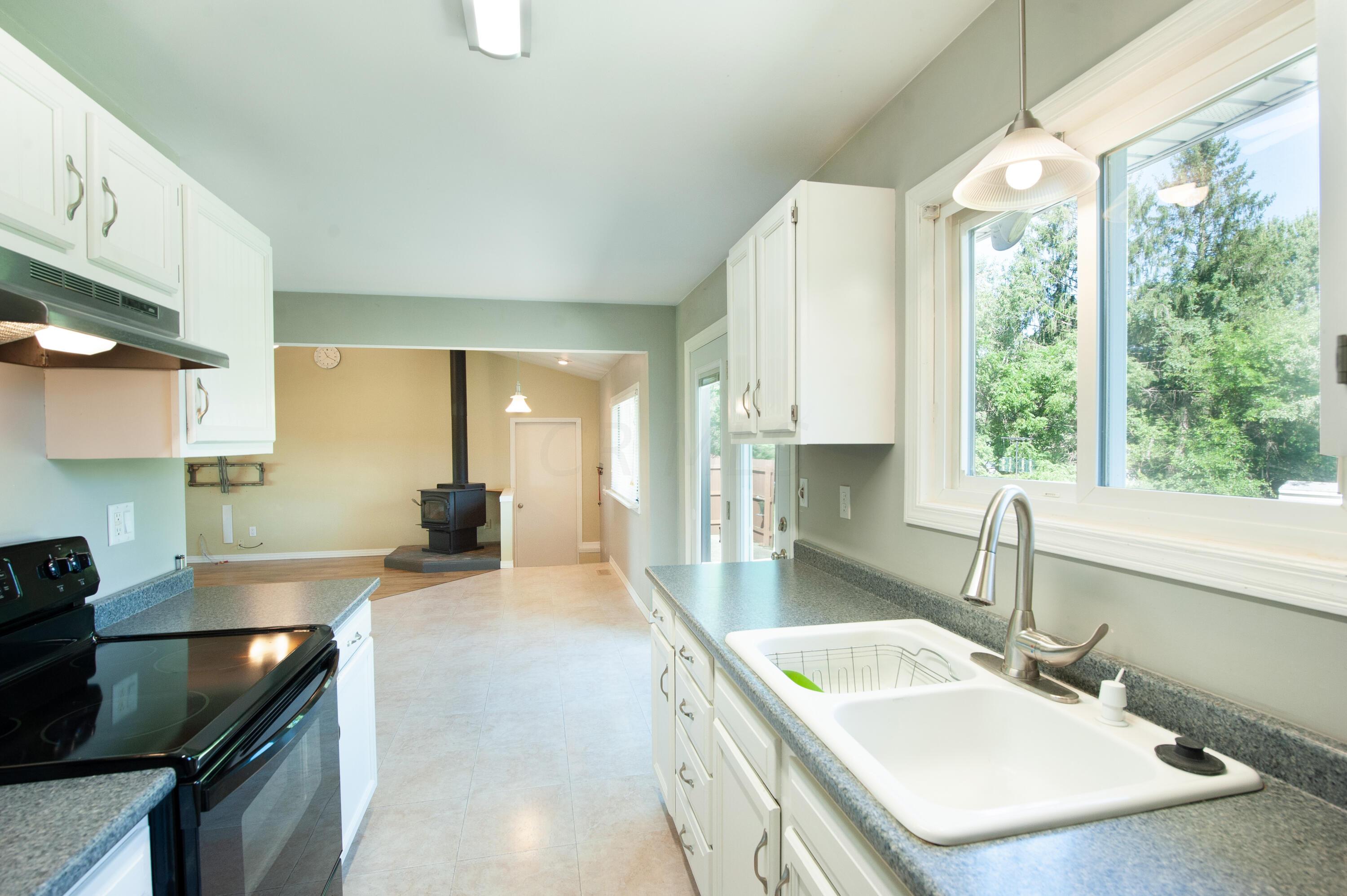 9635 Cheshire Road Sunbury, OH 43074 - Photo 10 of 31 DSC_0203