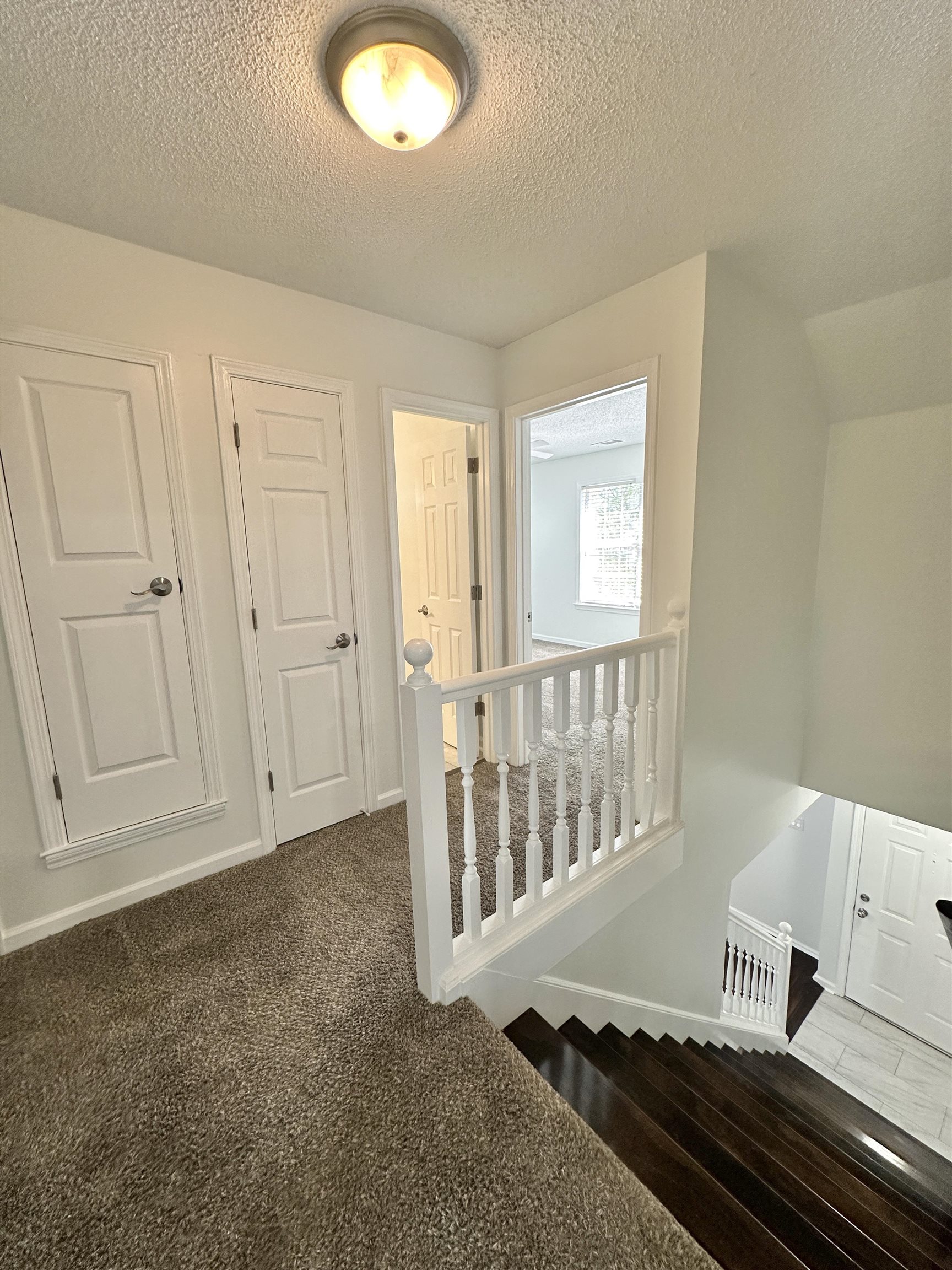 10006 Cameron Ridge Trail Memphis, TN 38016 - Photo 10 of 29 an empty room with windows