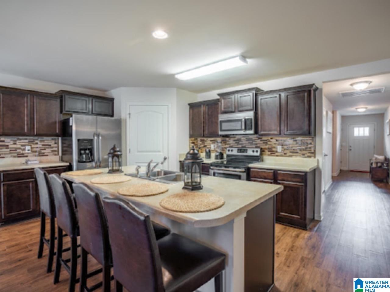 2042 Kerry Circle Calera, AL 35040 - Photo 4 of 26