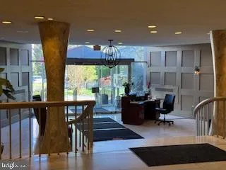$2,200 | 100 West Avenue, Unit 118S, Jenkintown, PA 19046