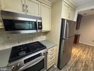 $2,200 | 100 West Avenue, Unit 118S, Jenkintown, PA 19046