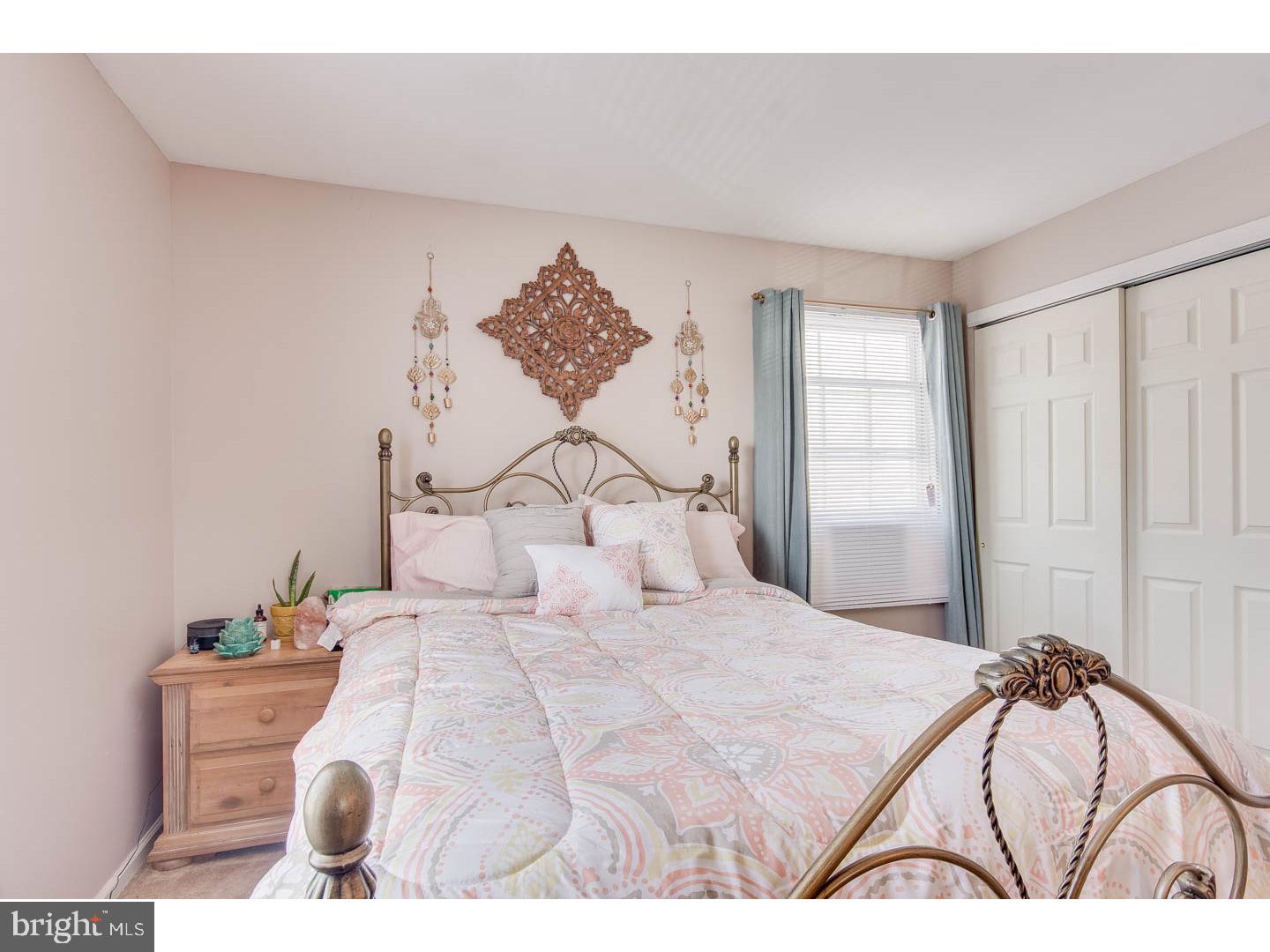 2 Hampshire Road Sicklerville, NJ 08081 - Photo 7 of 10 Gallery Image 7