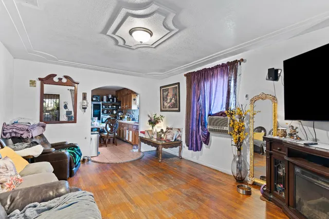 $310,000 | 3153 East Madison Avenue, Fresno, CA 93702