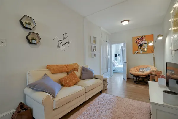 $2,295 | 402 Monroe Street, Unit 4L, Hoboken, NJ 07030