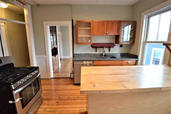 $3,690 | 82 Montebello Road, Unit 3, Boston, MA 02130