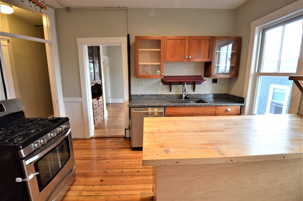 82 Montebello Road, Unit 3 Boston, MA 02130 - Photo 1 of 23