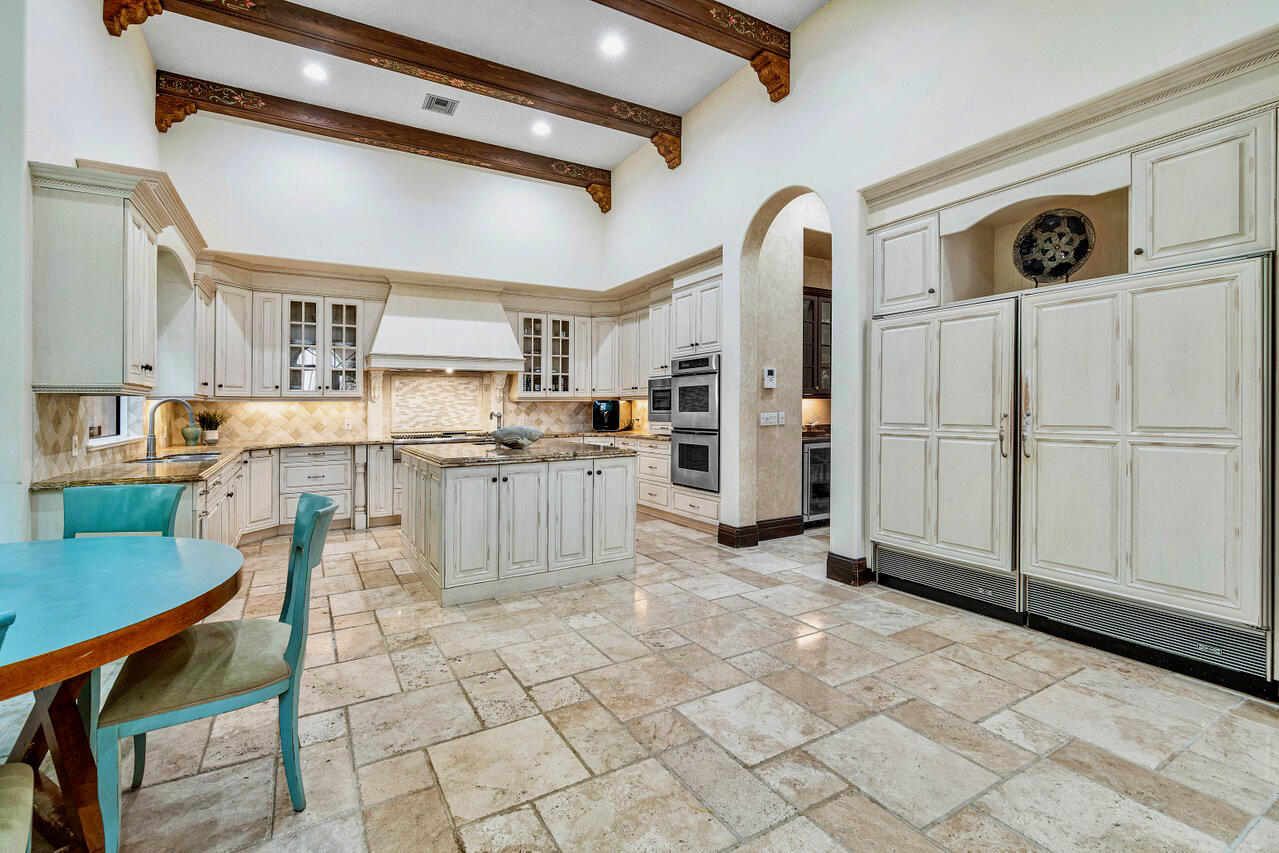 1191 Banyan Road Boca Raton, FL 33432 - Photo 11 of 55 009-1191BanyanRoad-BocaRaton-FL-33432-SM