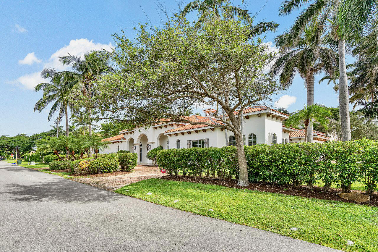 1191 Banyan Road Boca Raton, FL 33432 - Photo 39 of 55 044-1191BanyanRoad-BocaRaton-FL-33432-SM