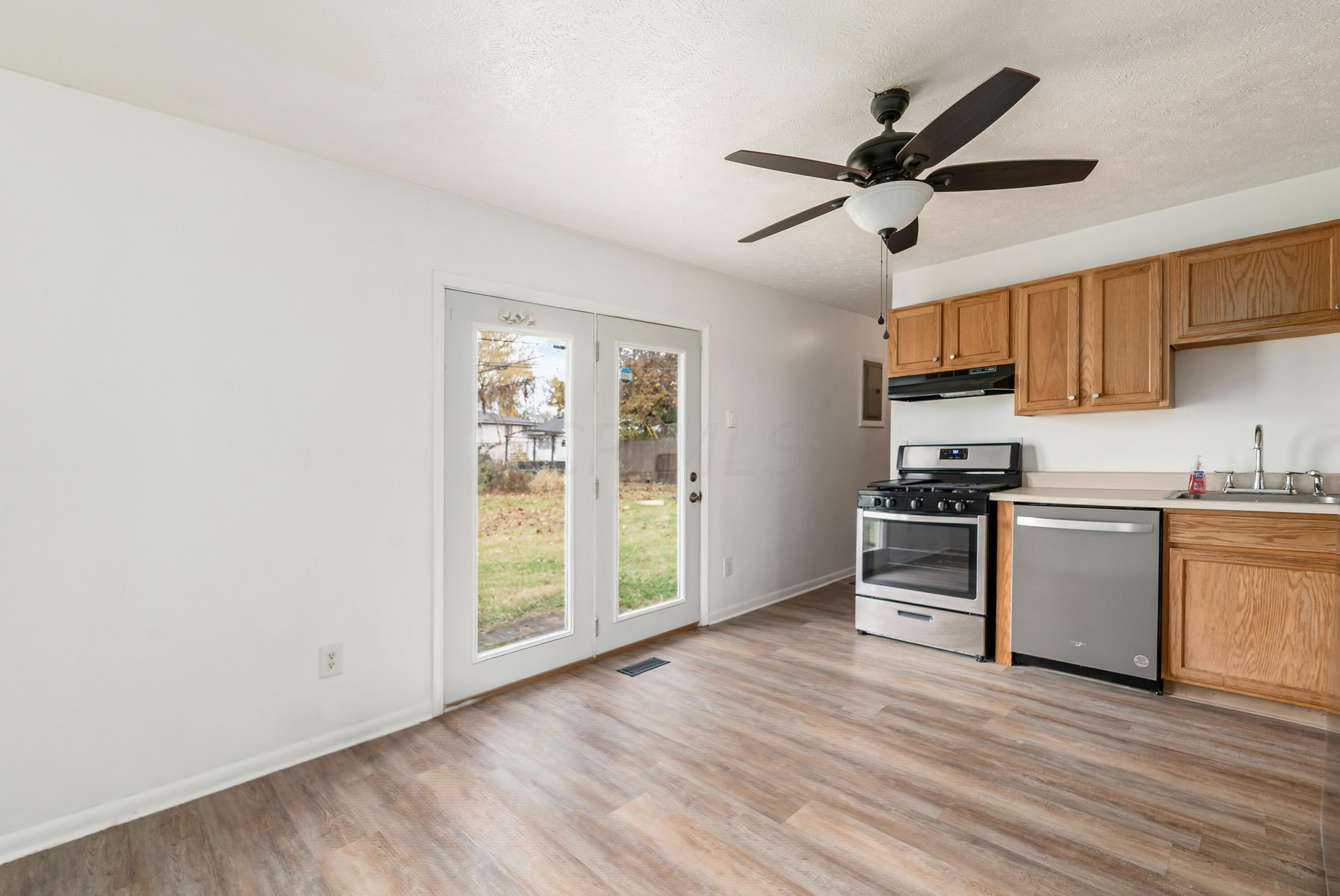 2553 Gatewood Road Columbus, OH 43219 - Photo 16 of 23 Pic 16