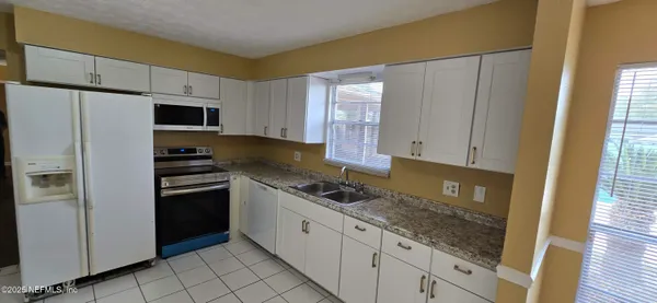$2,000 | 2314 Oakdale Drive East, Orange Park, FL 32073