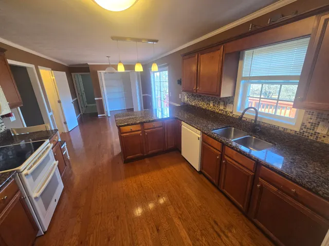 $2,750 | 221 Minnie Bell Lane, Vinton, VA 24179