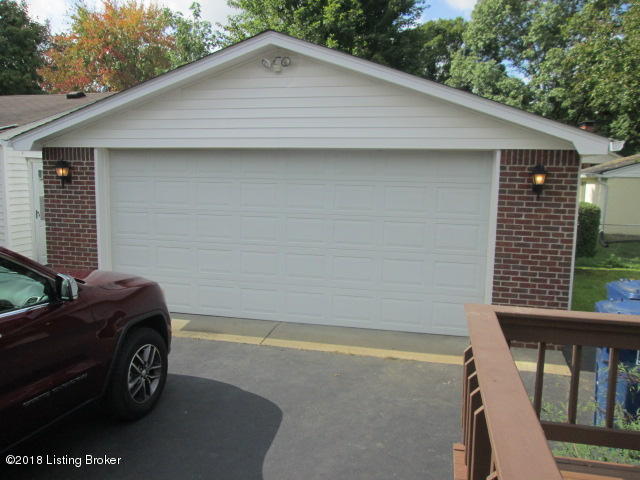 802 Ahland Road Louisville, KY 40207 - Photo 38 of 39 IMG_3402