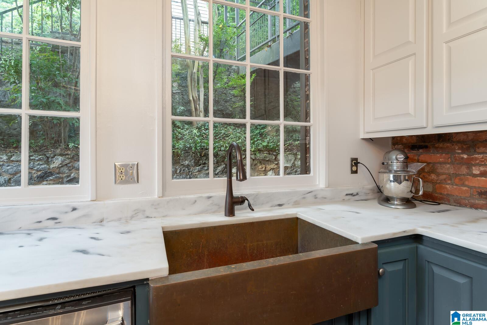 4161 Cliff Road South Birmingham, AL 35222 - Photo 21 of 49 Gallery Image 21