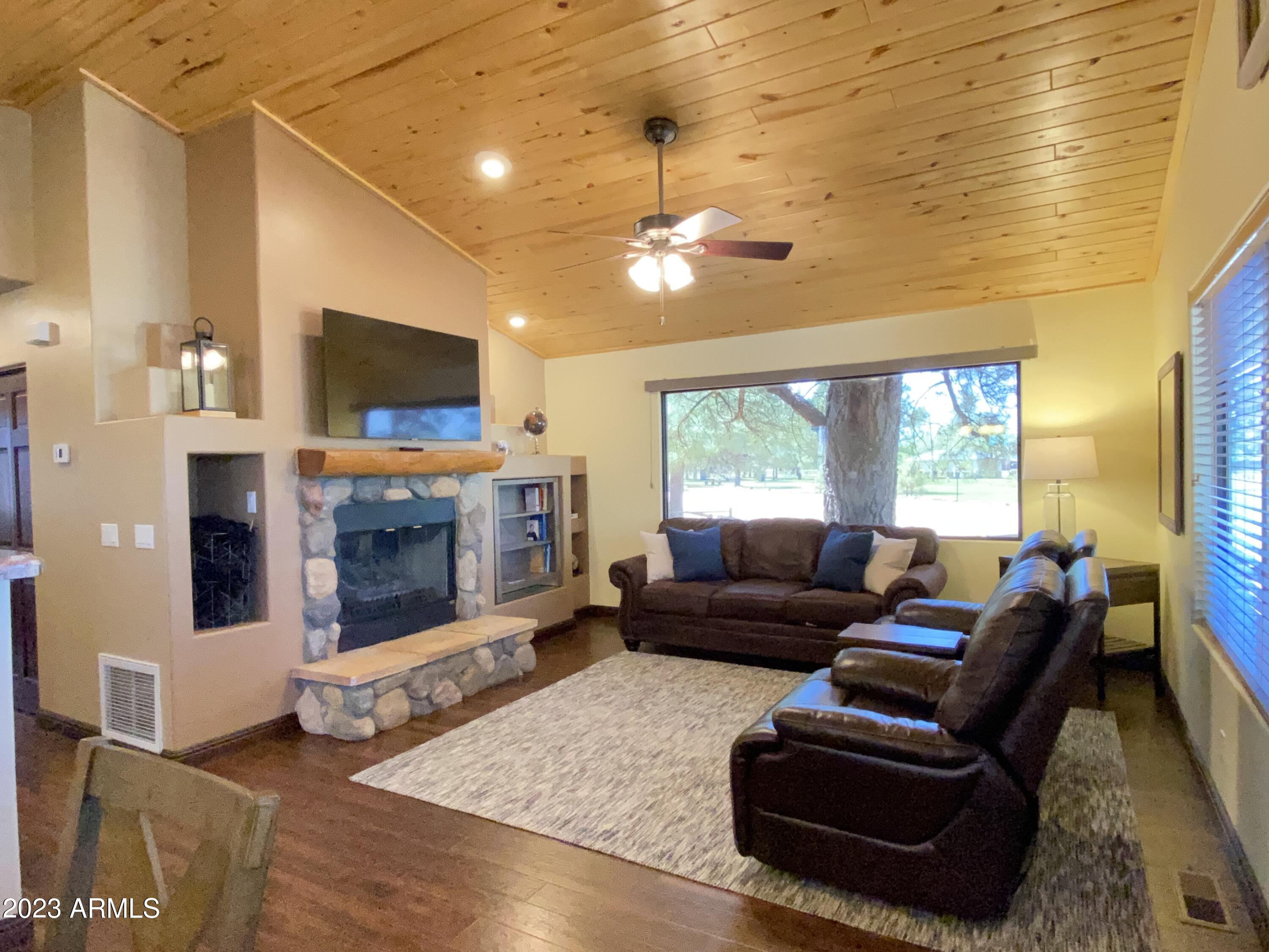 2704 High Pine Loop Overgaard, AZ 85933 - Photo 6 of 24 Photo May 13, 1 57 56 PM