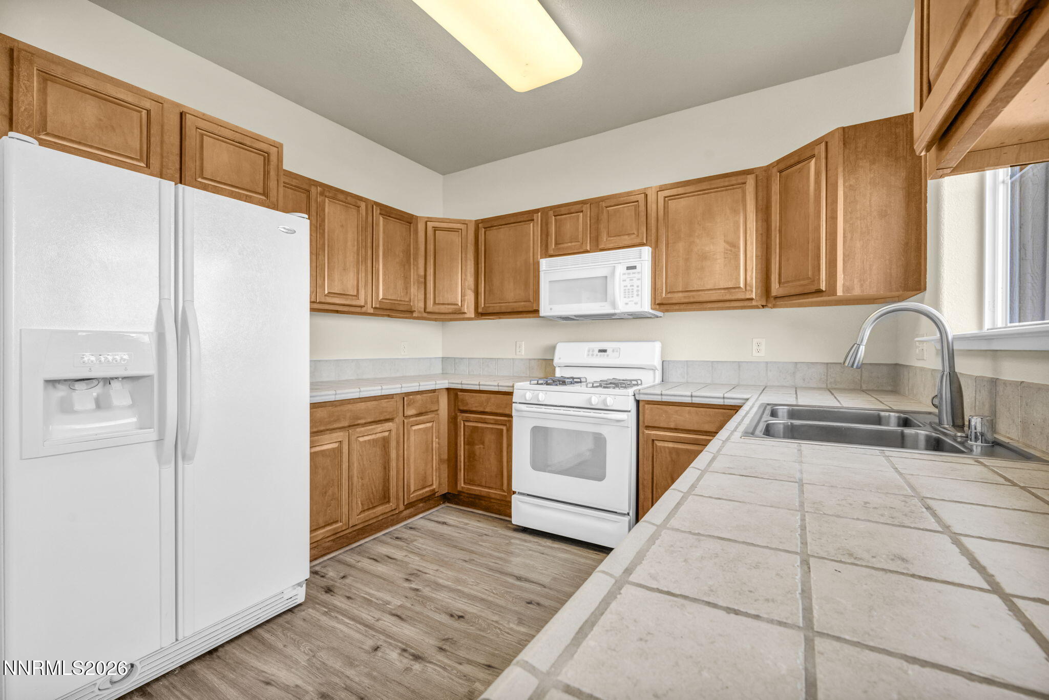 4641 Kathleen Denise Lane Reno, NV 89503 - Photo 13 of 33 39-web-or-mls-4641-kathleen-denise-ln
