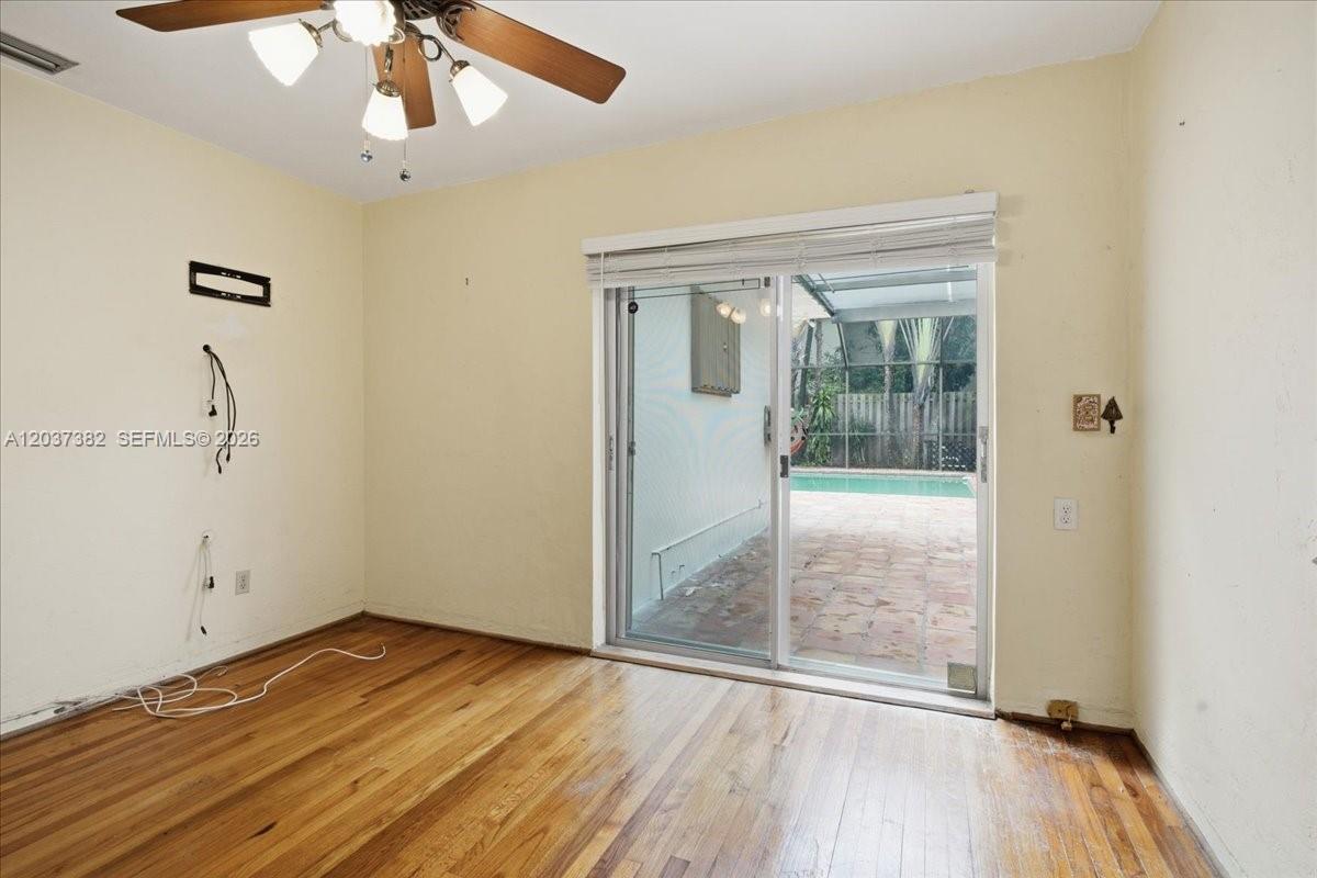 2550 Trapp Avenue Miami, FL 33133 - Photo 13 of 18