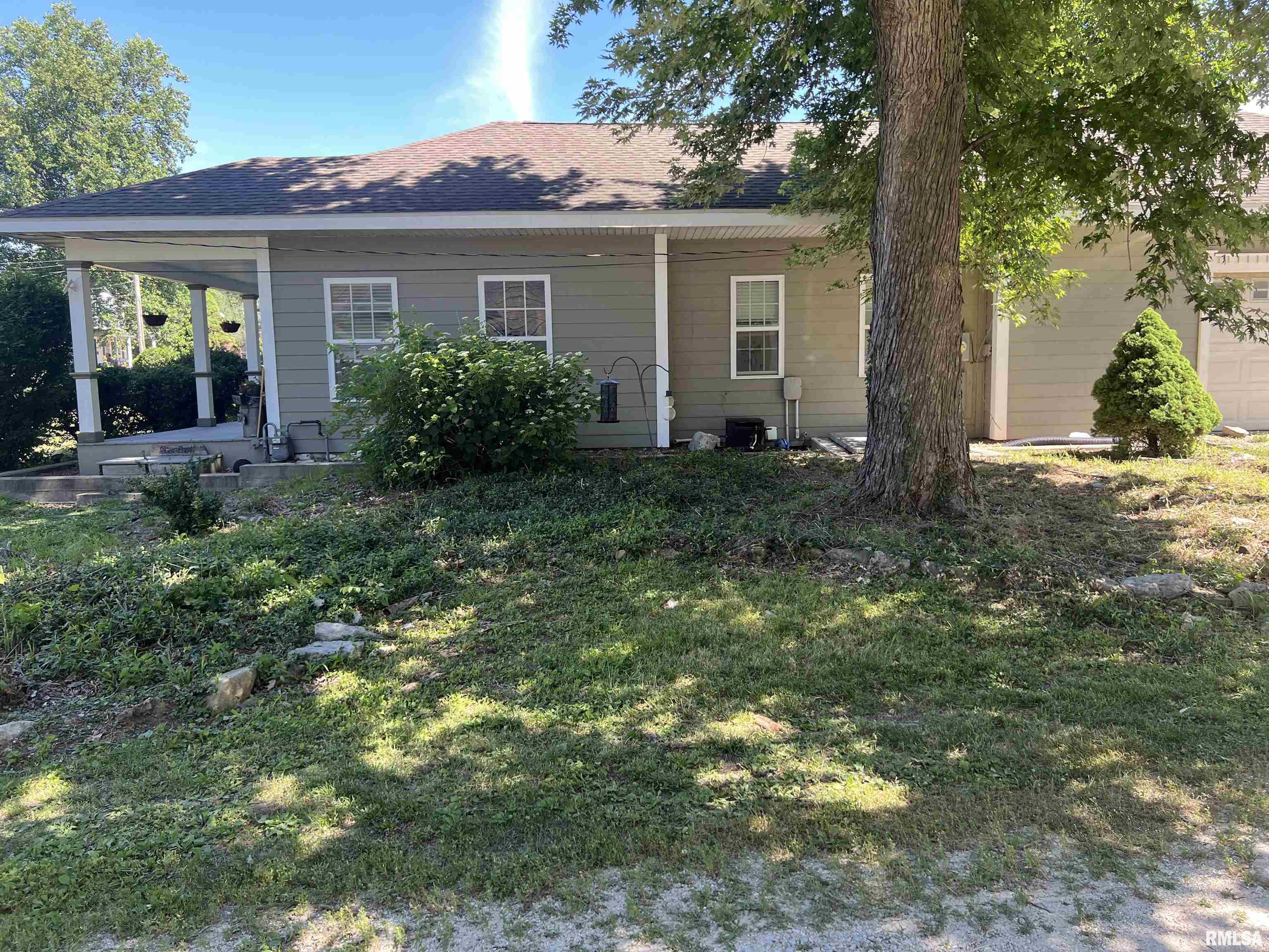 204 South Main Street Winchester, IL 62694 - Photo 2 of 39