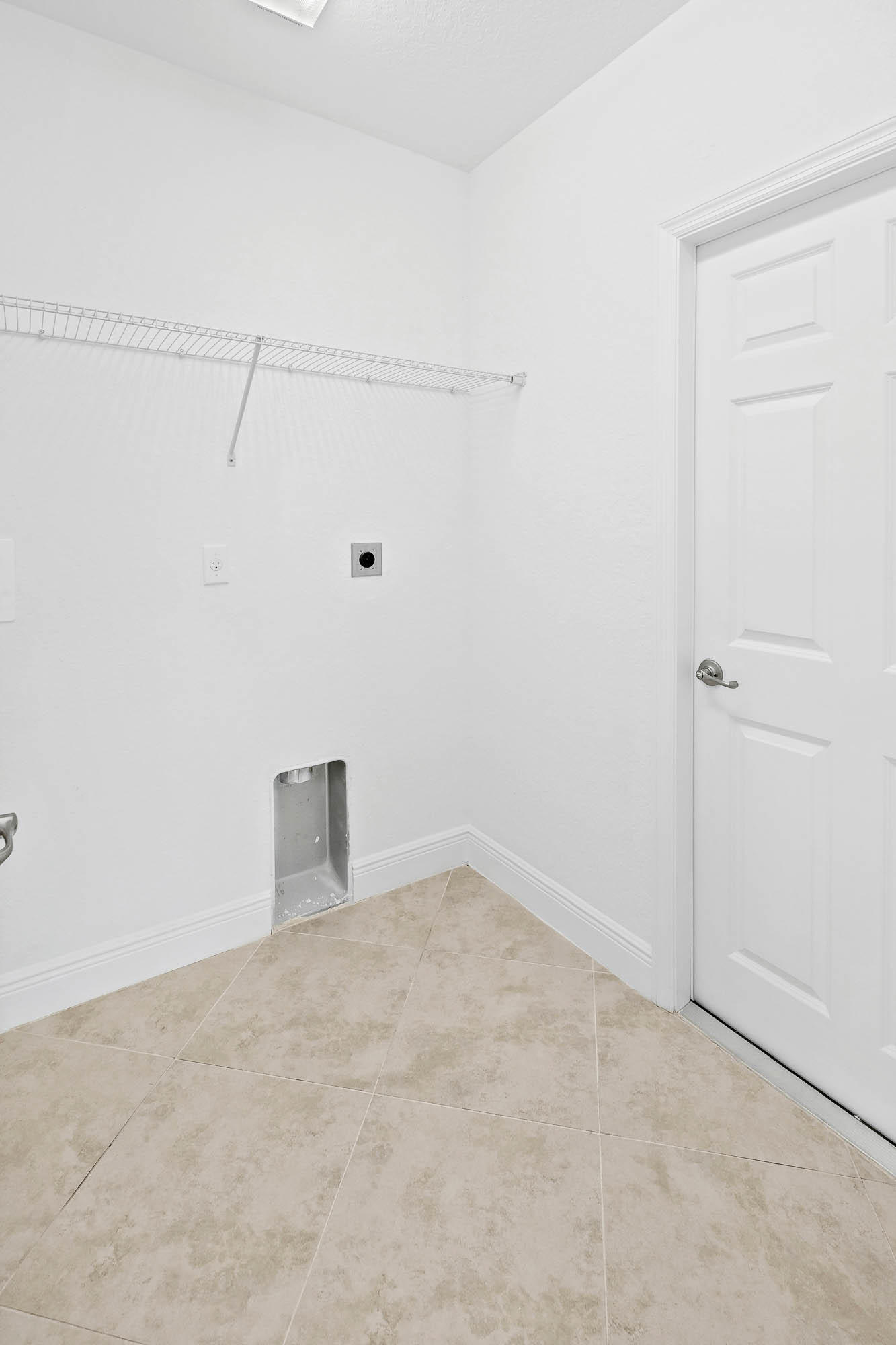 19654 Split Rail Run Loxahatchee, FL 33470 - Photo 19 of 25 Laundry Room