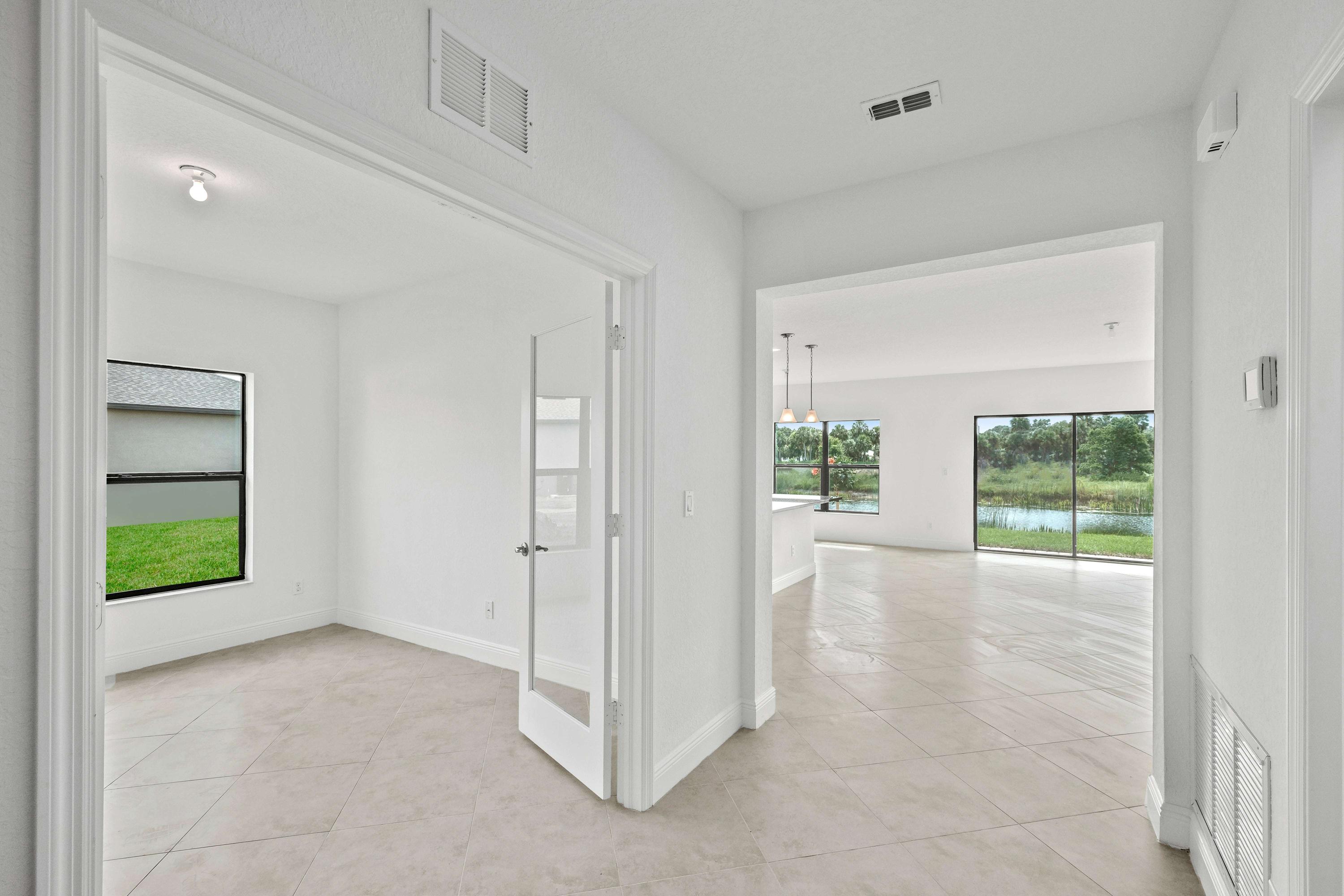 19654 Split Rail Run Loxahatchee, FL 33470 - Photo 9 of 25 Entryway