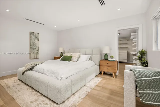 $2,950,000 | 6011 Maynada Street, Coral Gables, FL 33146