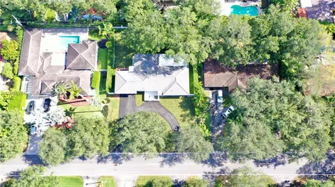 $2,950,000 | 6011 Maynada Street, Coral Gables, FL 33146