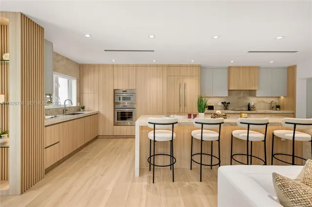 $2,950,000 | 6011 Maynada Street, Coral Gables, FL 33146