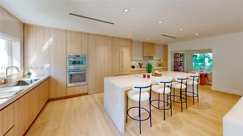 $2,950,000 | 6011 Maynada Street, Coral Gables, FL 33146