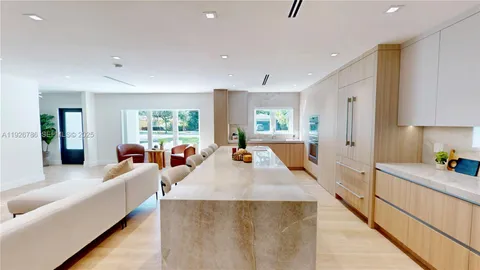 $2,950,000 | 6011 Maynada Street, Coral Gables, FL 33146