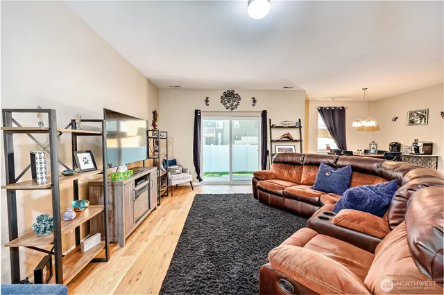 $574,950 | 7058 East Nightingale Street, Port Orchard, WA 98366