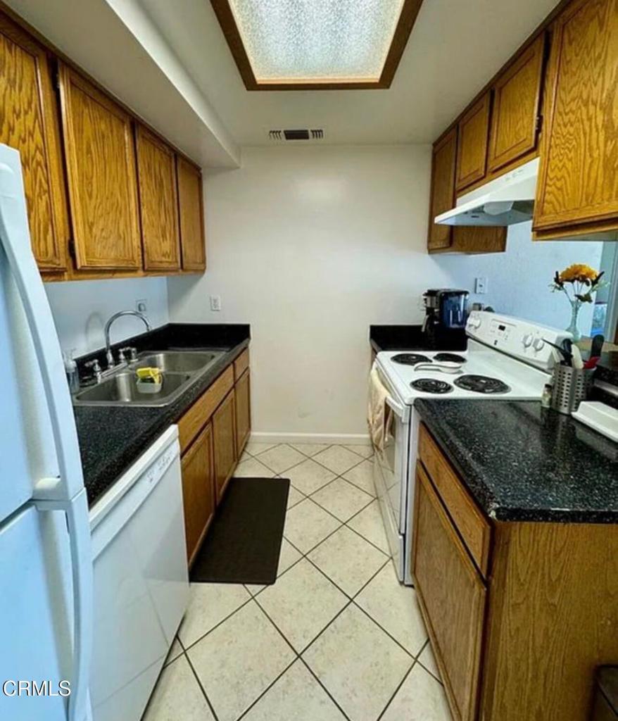 1900 Bell Street Sacramento, CA 95825 - Photo 21 of 23 IMG_20260212_163117 (14)