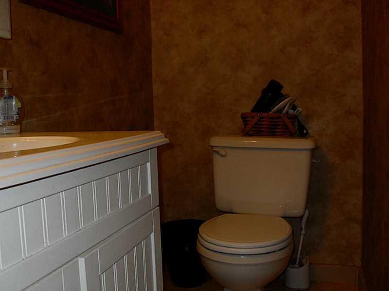 1375 Lee Road Troy, OH 45373 - Photo 10 of 25 Gallery Image 10