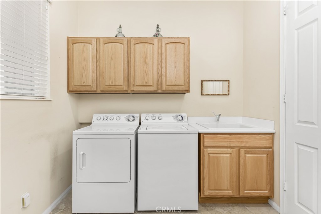 1709 Reyes Lane Beaumont, CA 92223 - Photo 18 of 38