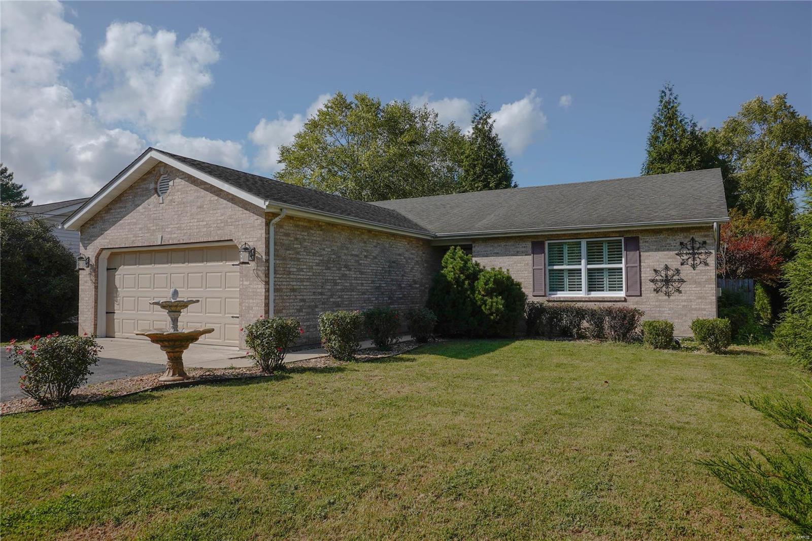527 Eiler Road Belleville, IL 62223 - Photo 4 of 46 Gallery Image 4