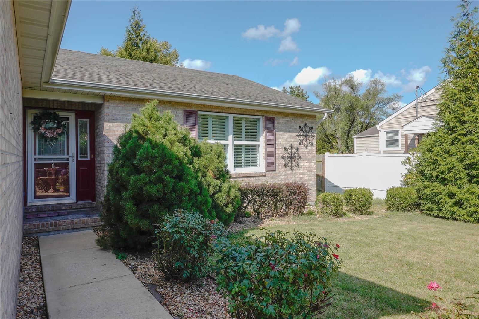 527 Eiler Road Belleville, IL 62223 - Photo 6 of 46 Gallery Image 6