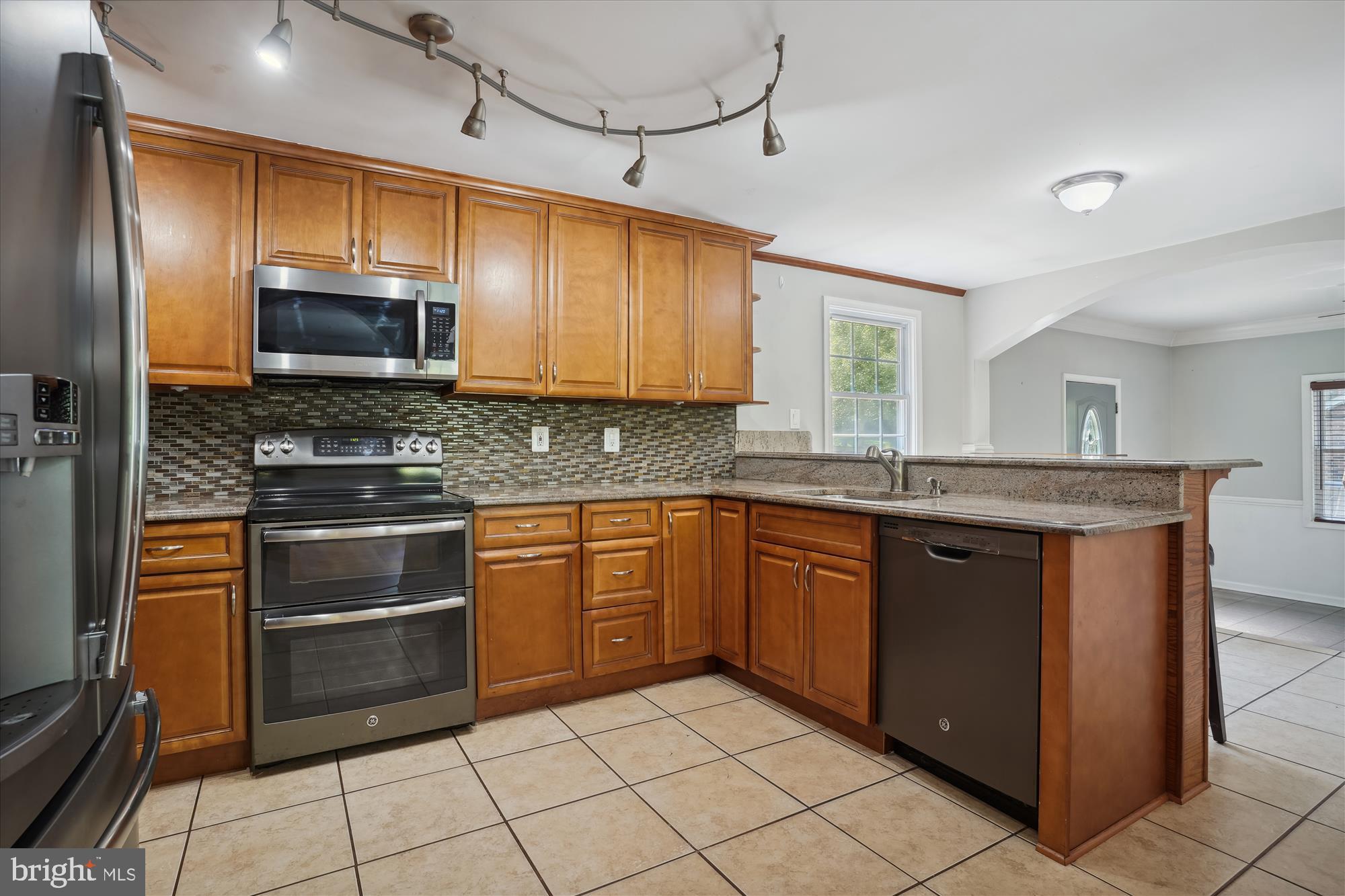 11617 Smithfield Road Manassas, VA 20112 - Photo 27 of 52 Slate appliances