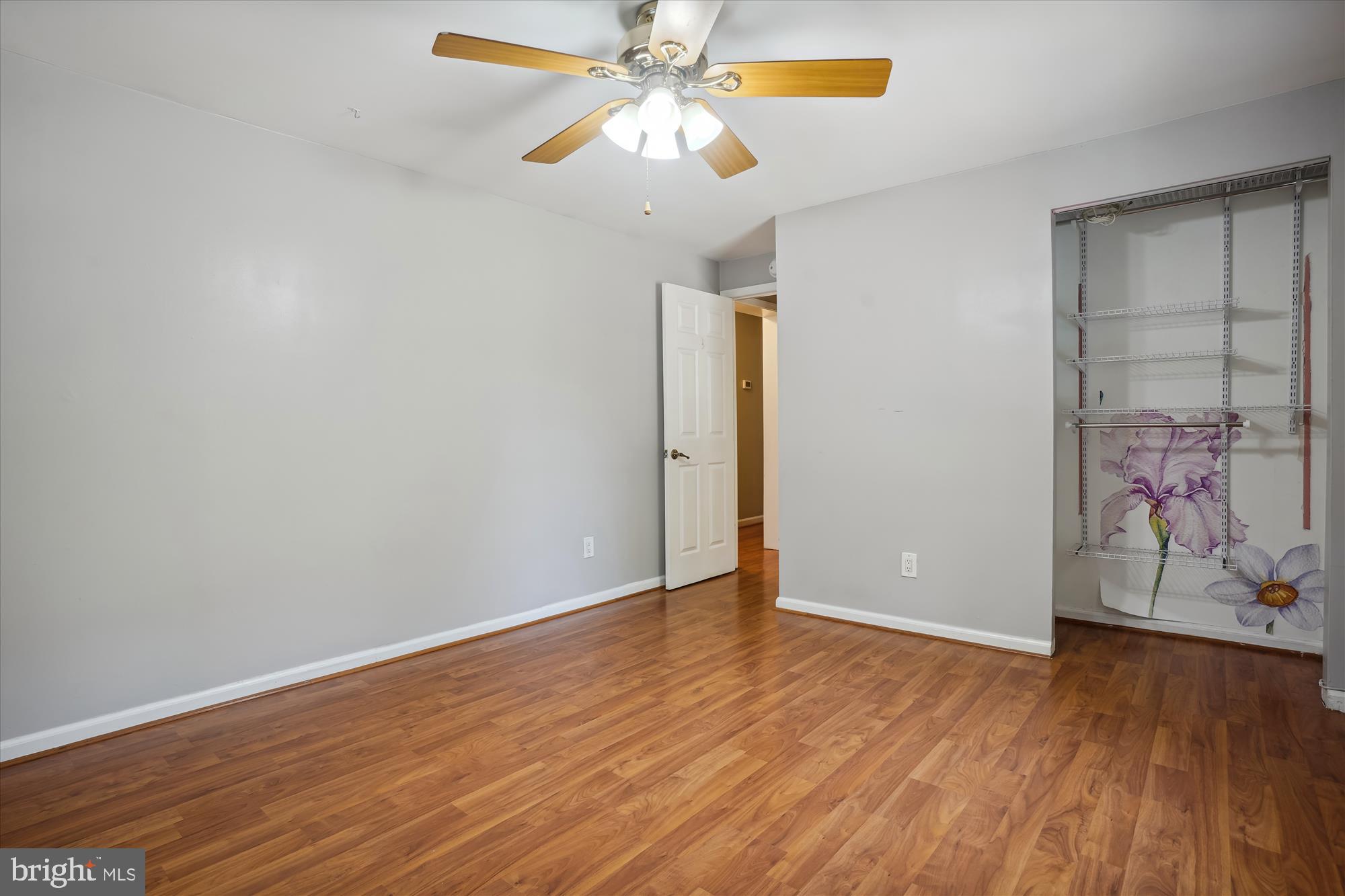 11617 Smithfield Road Manassas, VA 20112 - Photo 38 of 52 Bd rm 2 is large with laminate flooring