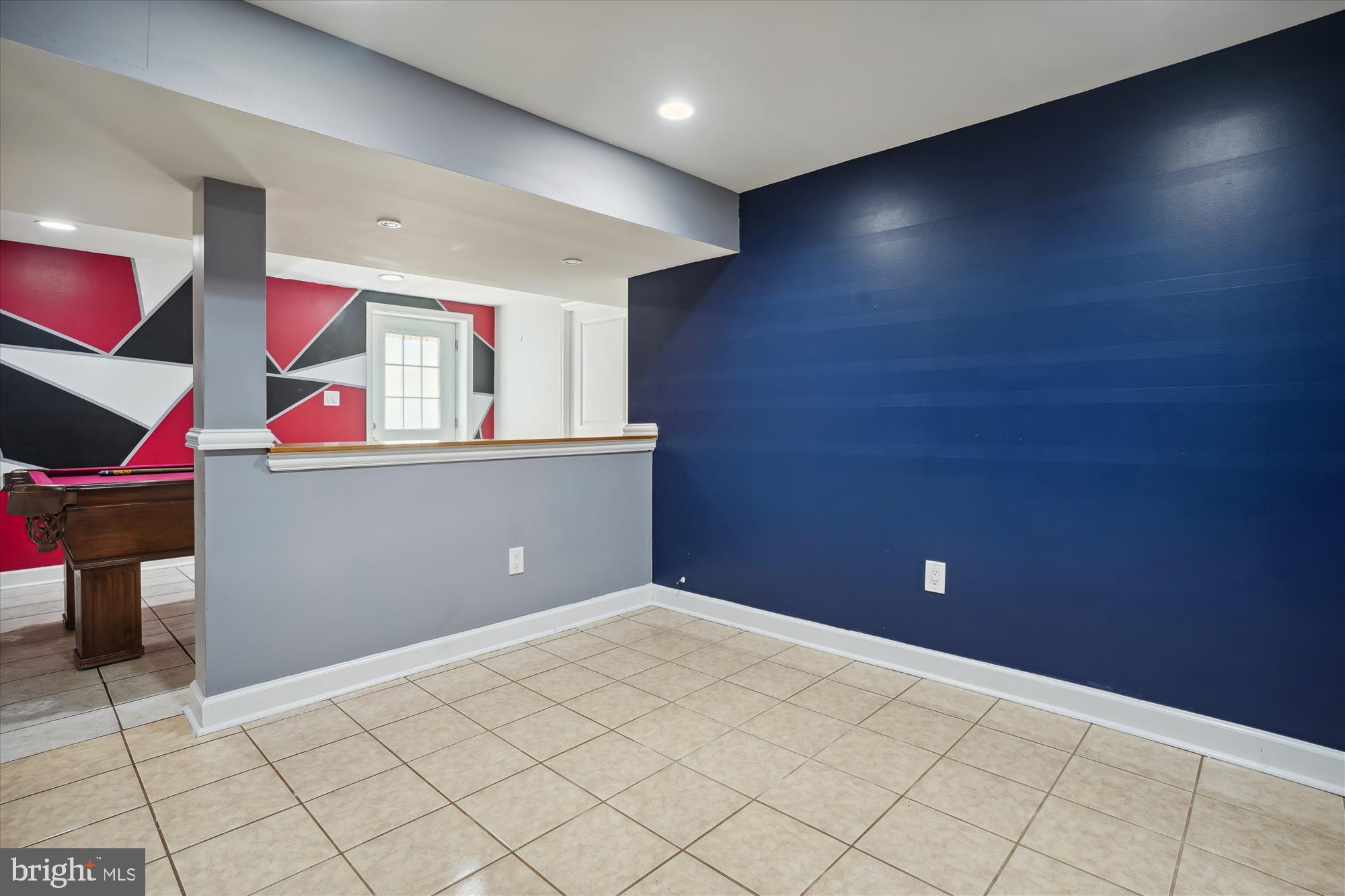 11617 Smithfield Road Manassas, VA 20112 - Photo 48 of 52 Den has tile flooring