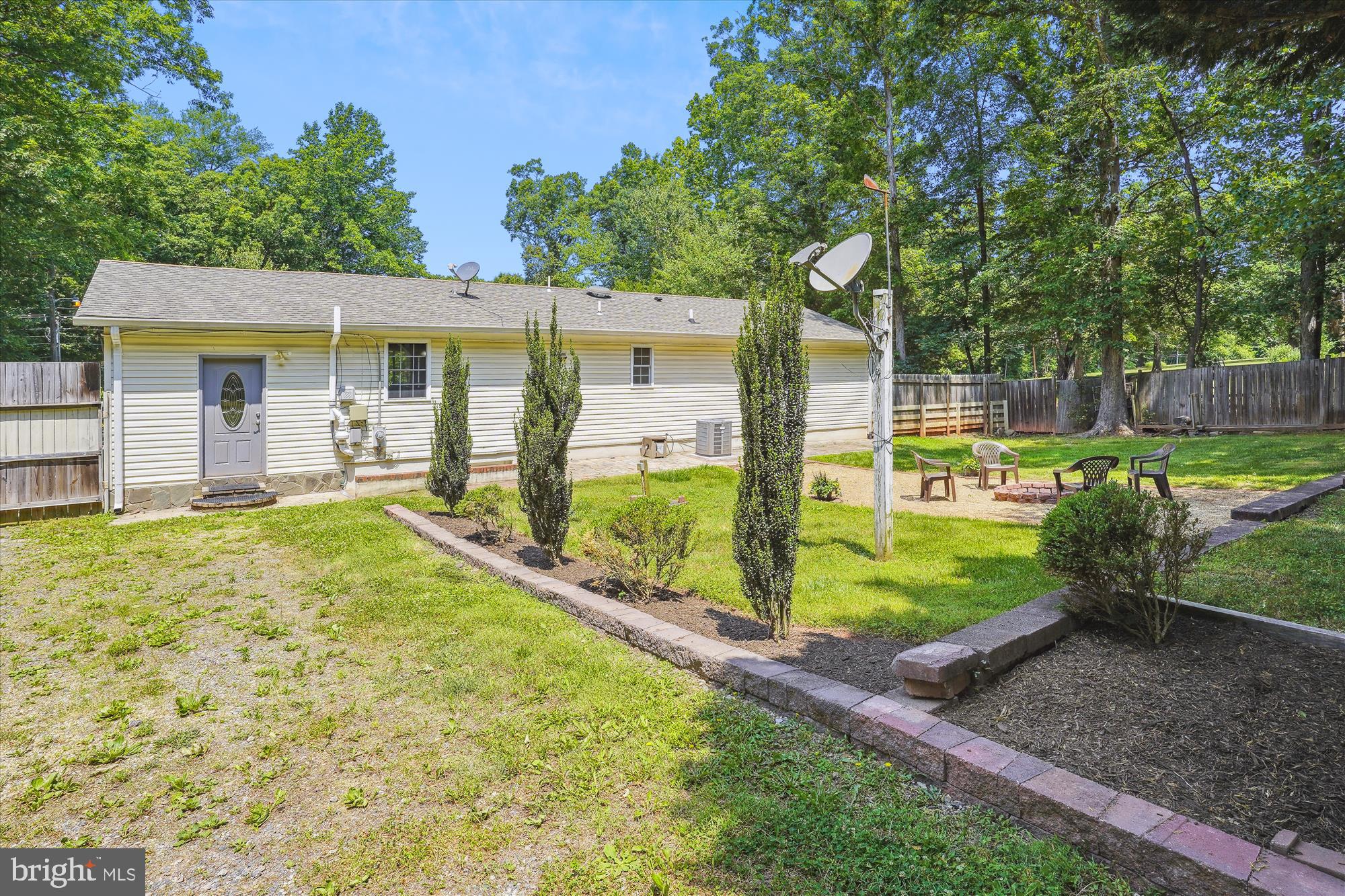 11617 Smithfield Road Manassas, VA 20112 - Photo 9 of 52 Fence gate and drive can accommodate equipment