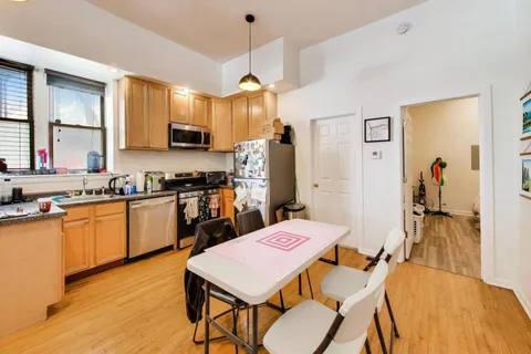 $1,249,000 | 2455 North Sawyer Avenue, Chicago, IL 60647