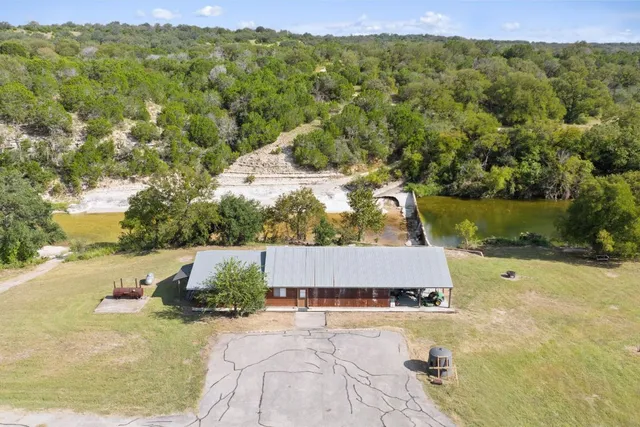 $7,950,000 | 963 F-M 963, Briggs, TX 78608
