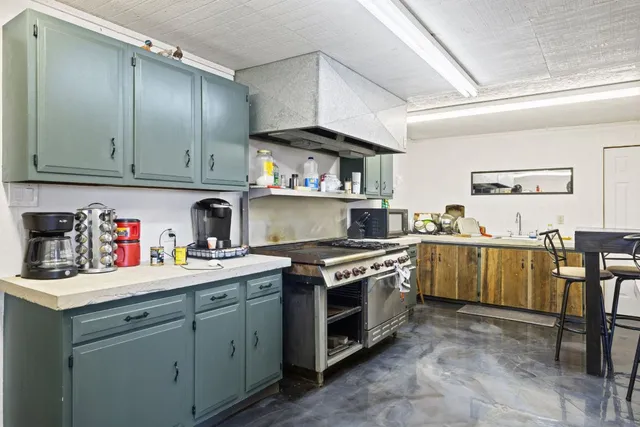 $7,950,000 | 963 F-M 963, Briggs, TX 78608