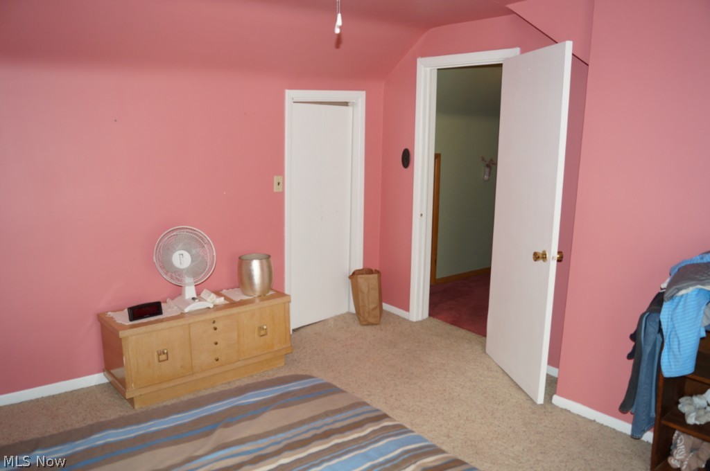 6227 Hillside Road Independence, OH 44131 - Photo 11 of 15 Alternate view of bedroom #3 and one of two closets in this room.