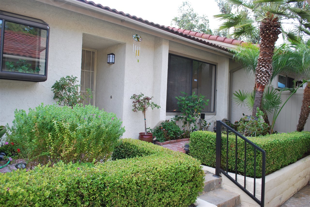 1994 Springdale Lane Encinitas, CA 92024 - Photo 1 of 14 Gallery Image 1